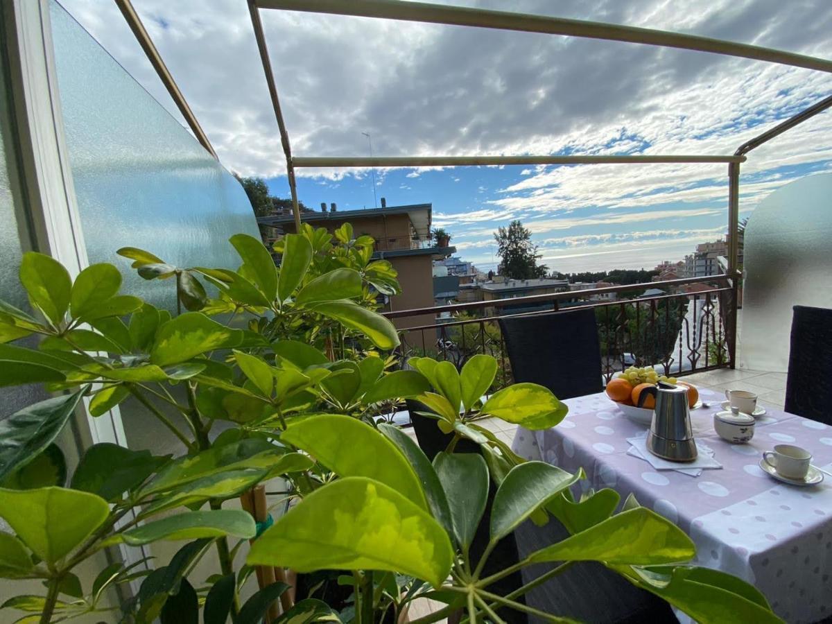 Appartamento Vista Mare Stella Marina San Remo Exterior foto